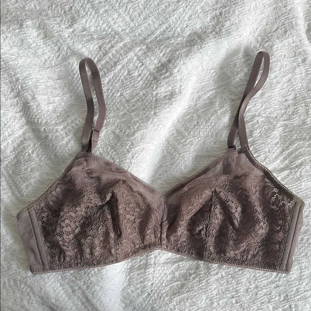 🆕 NWOT Victoria’s Secret Lace Bralette